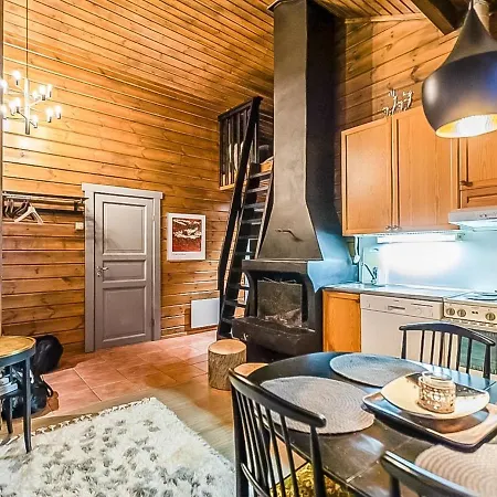 Lomayllaes B19 - Palovaarankaarre 2 B By Interhome Hébergement de vacances Ylläsjärvi